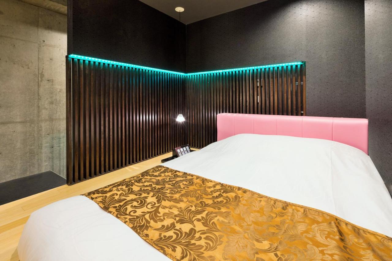 Hotel The Hotel Shinjuku (Adults Only) طوكيو المظهر الخارجي الصورة