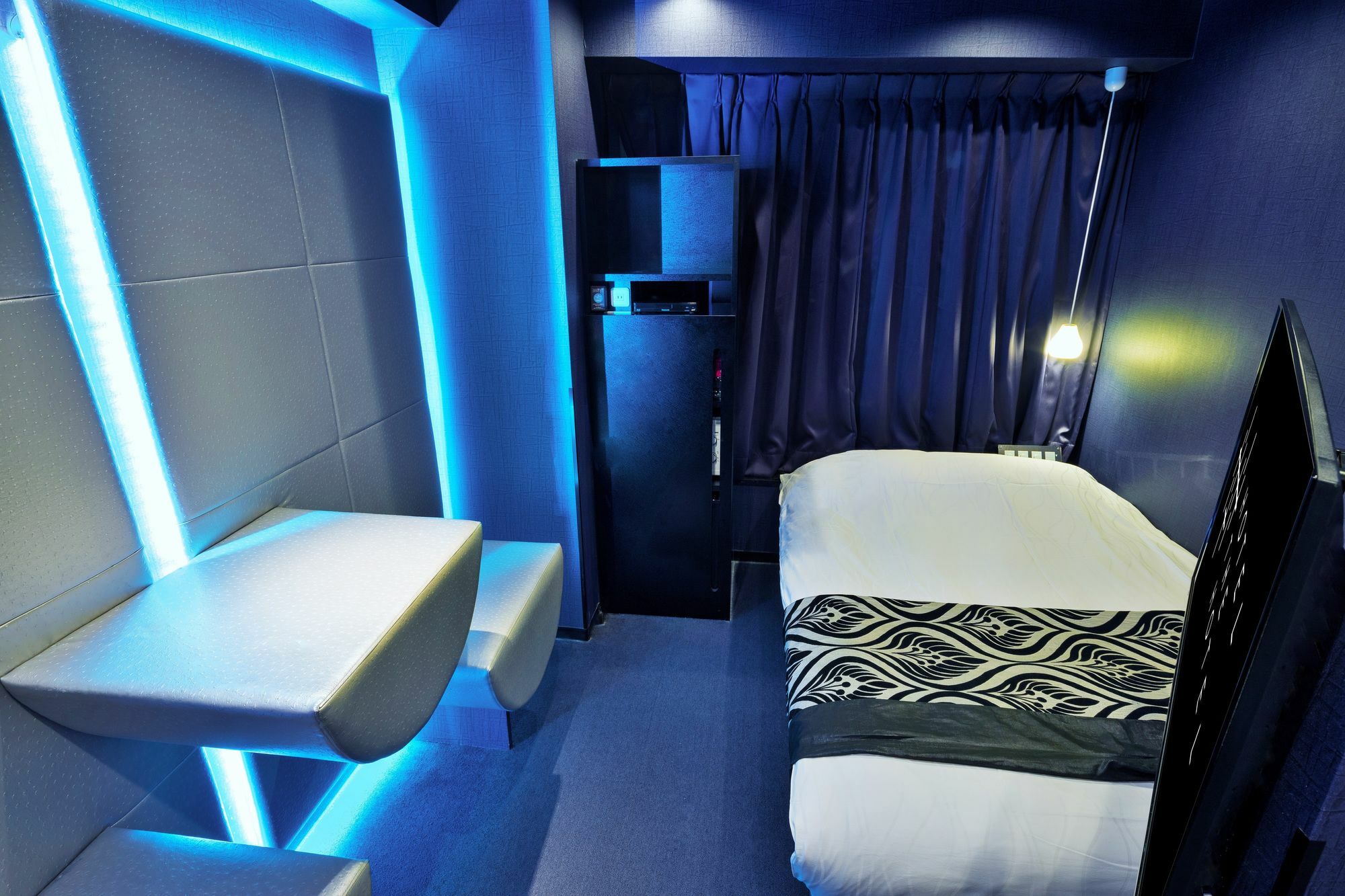 Hotel The Hotel Shinjuku (Adults Only) طوكيو المظهر الخارجي الصورة