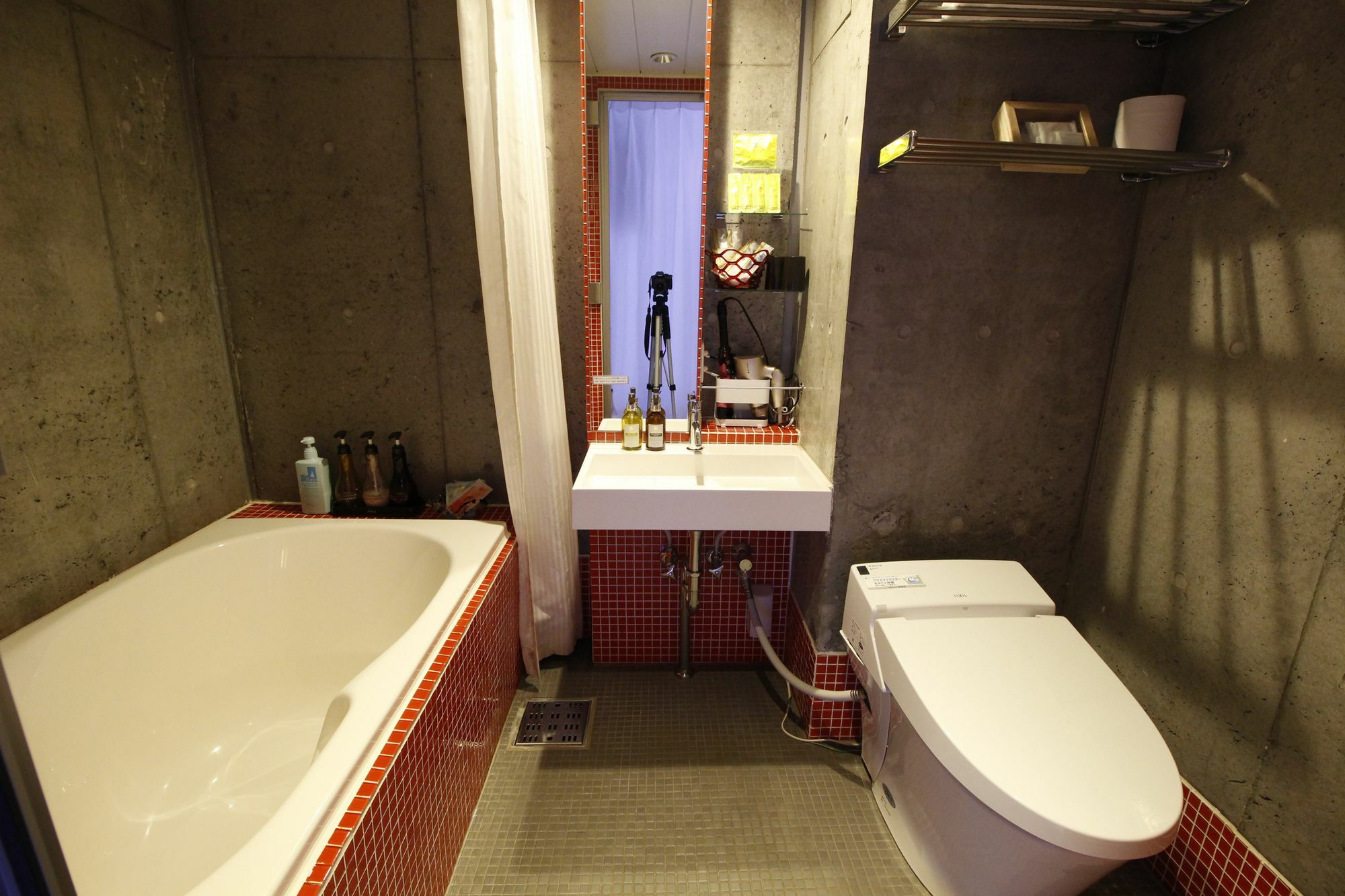 Hotel The Hotel Shinjuku (Adults Only) طوكيو المظهر الخارجي الصورة